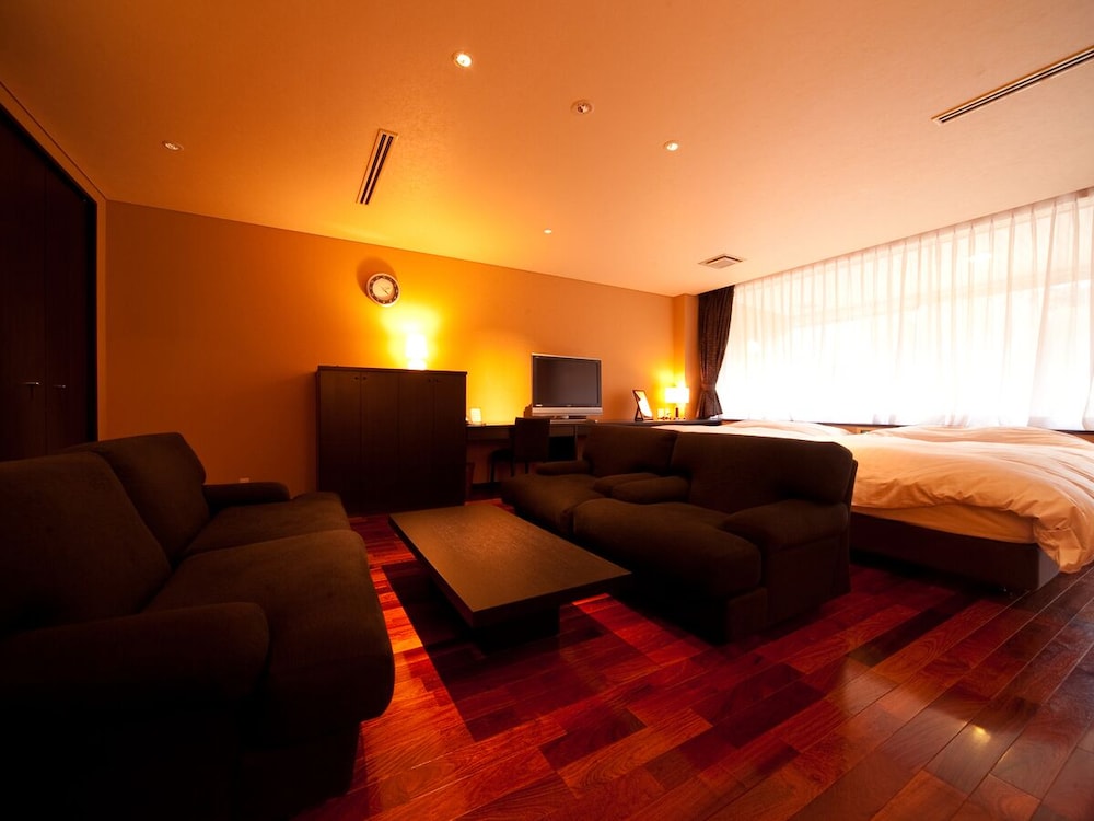 デラックス ツインルーム 客室1 | 由布院ユウベルホテル