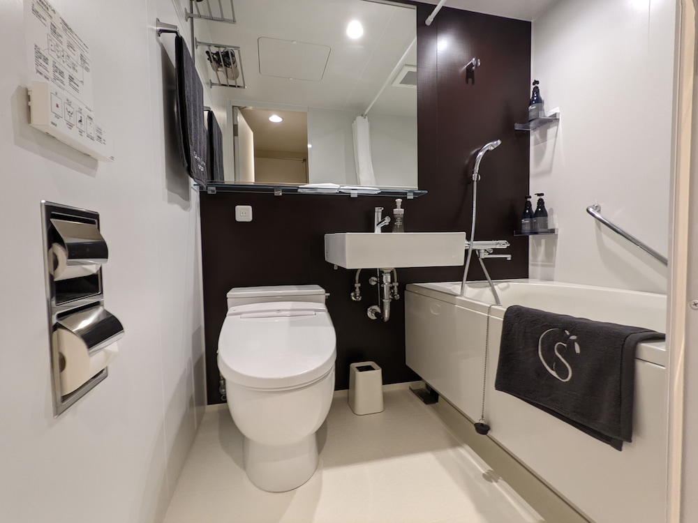 スーペリアツイン Max 4 Comfort 2 禁煙 バスルーム0 | サクラクロスホテル京都清水