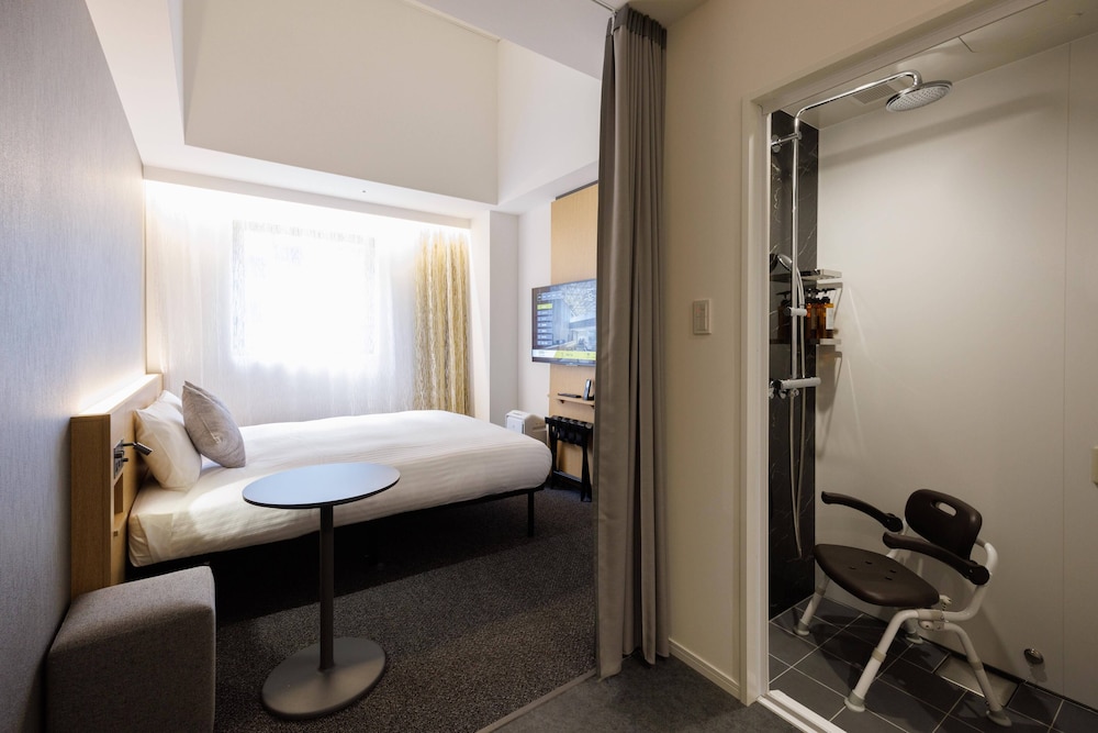 ユニバーサルキングルーム | クロスライフ博多柳橋