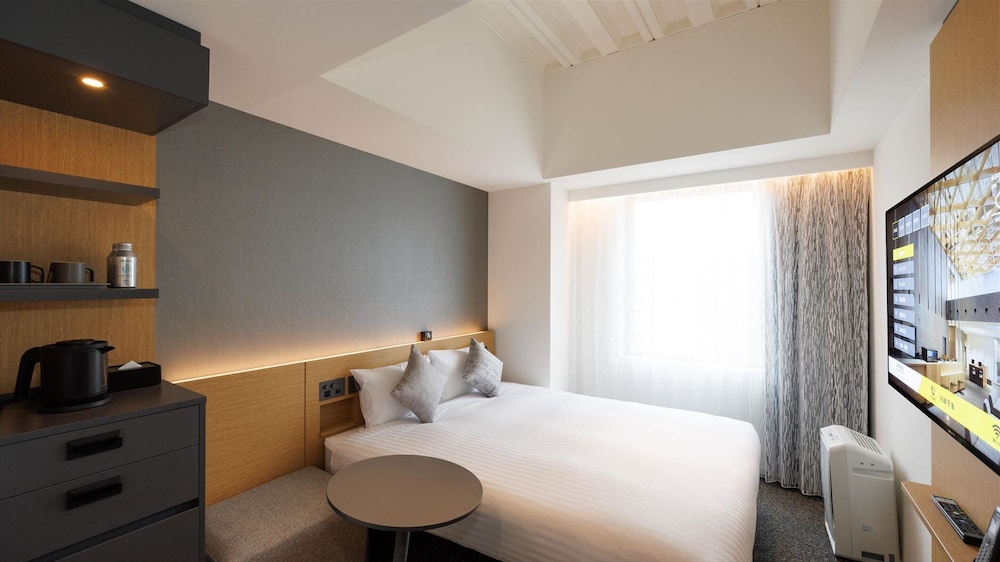 コネクトルーム（2シングルベッド＋1クイーンベッド） 客室2 | クロスライフ博多柳橋