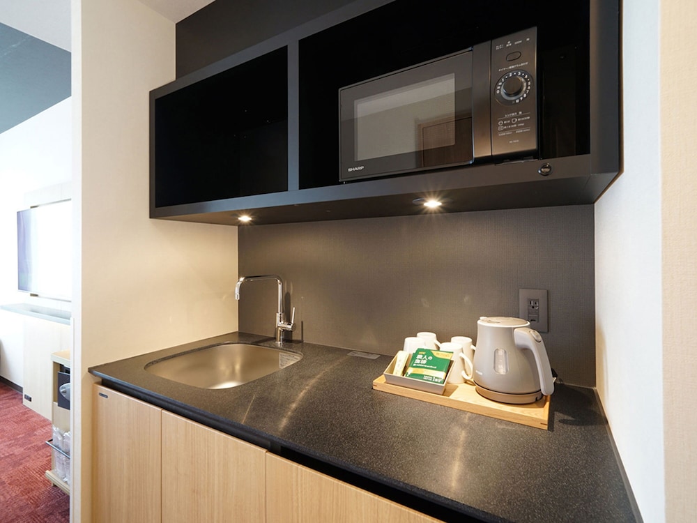 デラックス ツインルーム 禁煙 客室1 | チサン プレミアム 京都九条