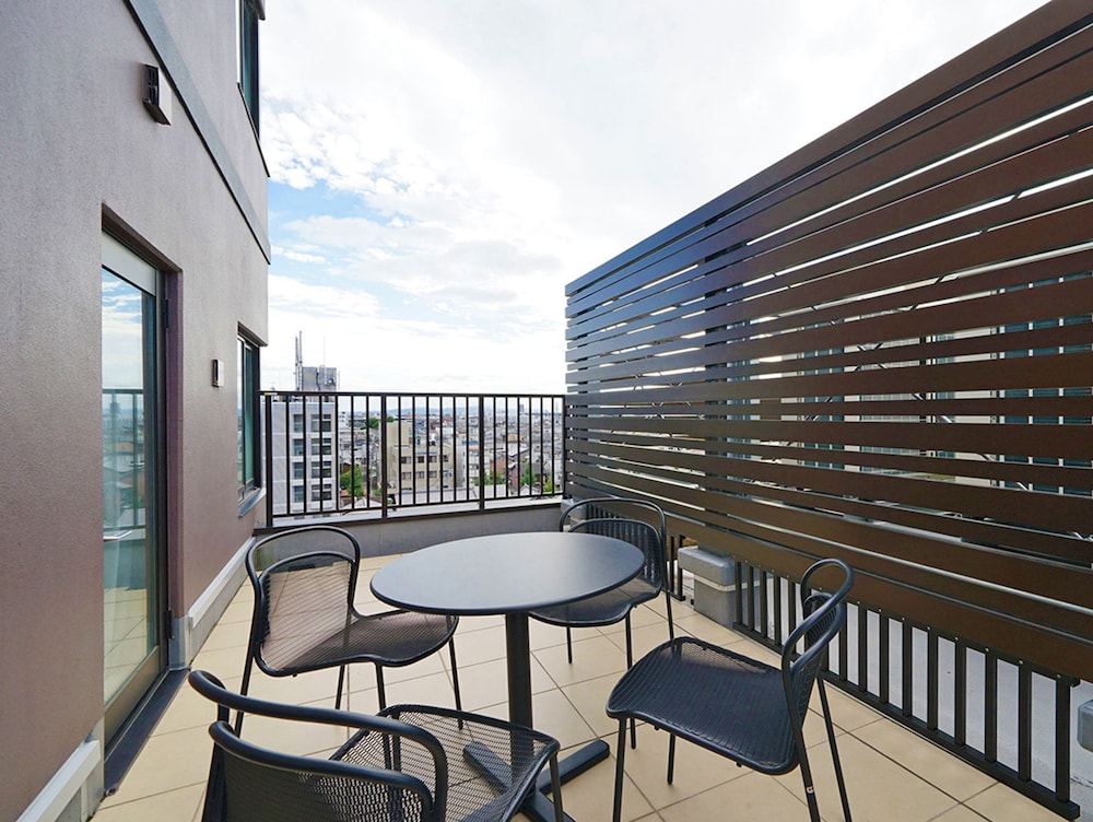 プレミアテラスルーム 禁煙 客室4 | チサン プレミアム 京都九条