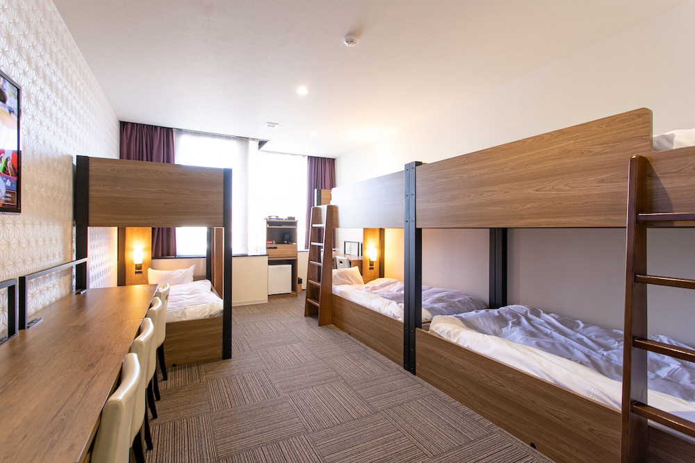 2段ベッド 6人部屋 客室1 | トーセイホテル＆セミナー幕張