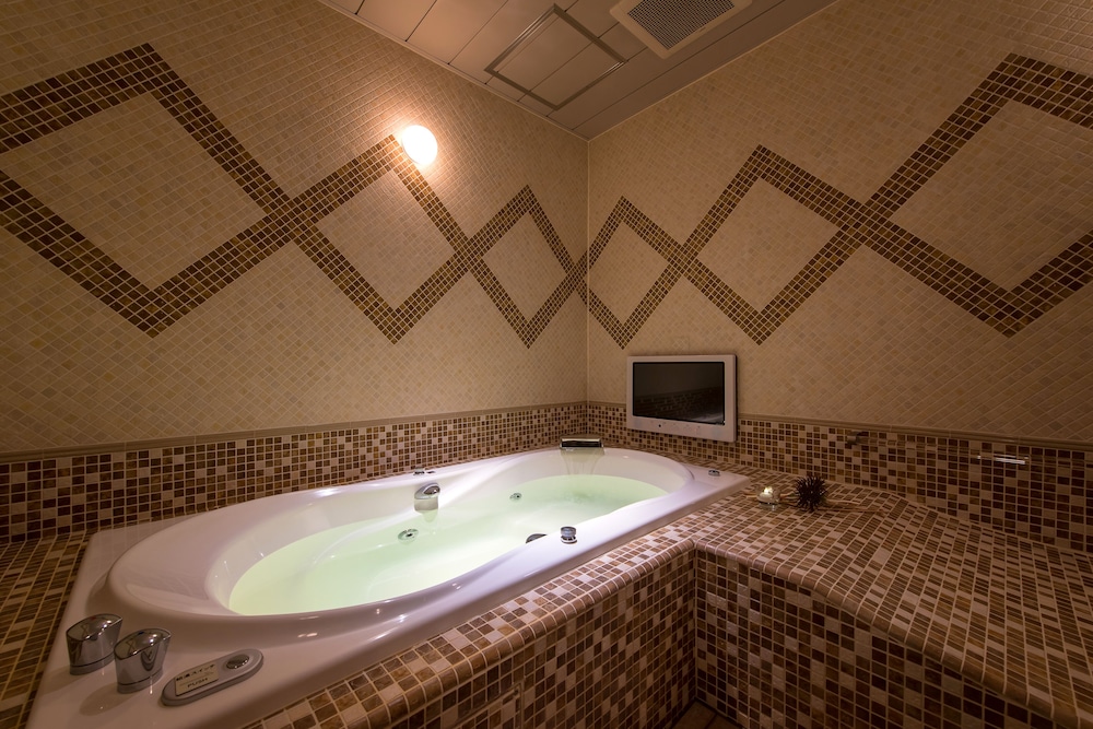 スーペリア ダブルルーム バスルーム0 | ホテルゼンリキュウ千葉白井