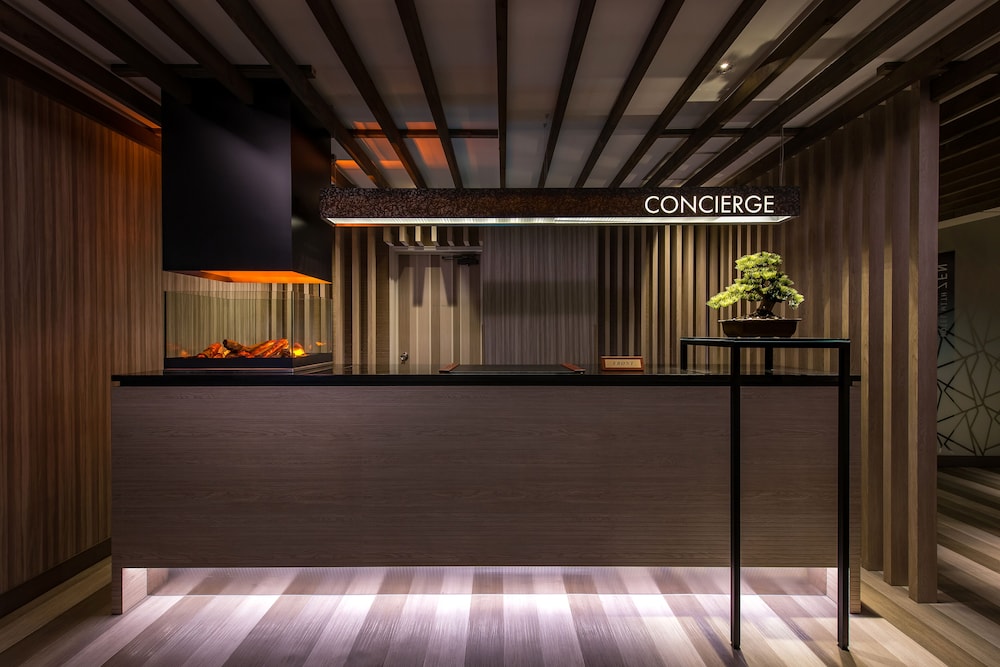 フロント1 | ホテル ZEN 一宮 - 大人限定