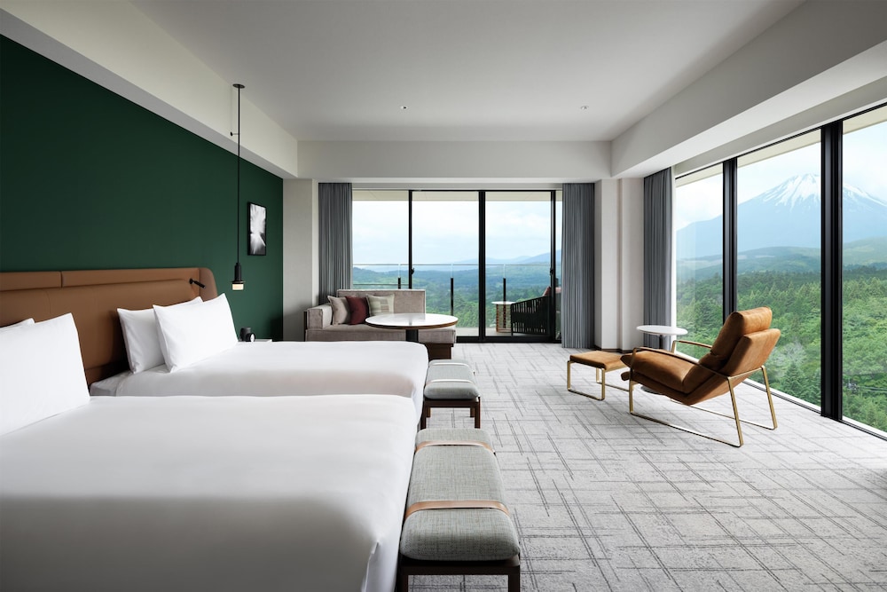 デラックス ルーム シングルベッド 2 台 コーナー (Fuji View) | 富士スピードウェイホテル - アンバウンド コレクション by Hyatt