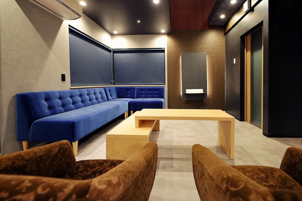 ハウス リビング エリア6 | THE BEEHIVE AIOI