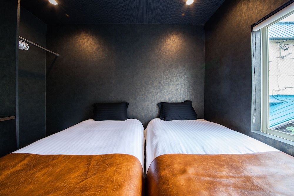 ハウス 客室4 | THE BEEHIVE AIOI