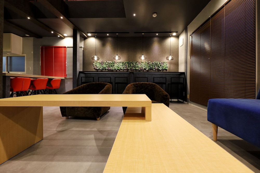 ハウス リビング エリア8 | THE BEEHIVE AIOI