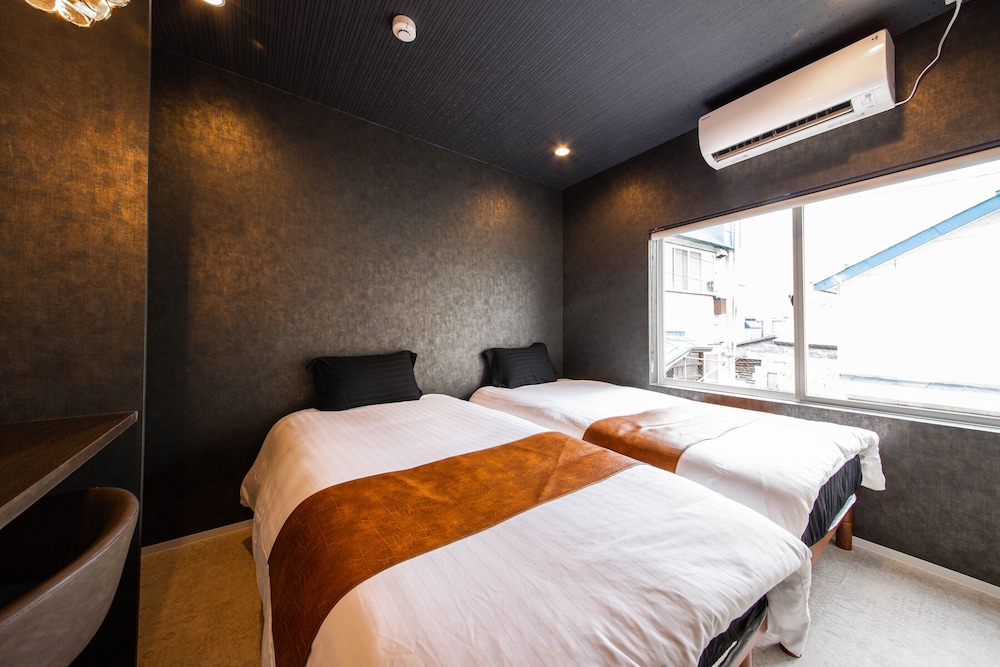 ハウス 客室5 | THE BEEHIVE AIOI