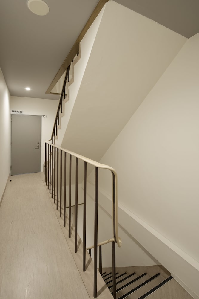 ビジネス ダブルルーム 客室9 | 岩戸山ホステル