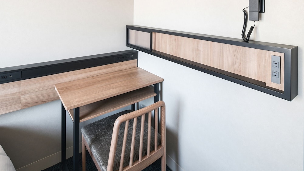 スタンダード ダブルルーム 禁煙 客室16 | レフ関空泉佐野 by ベッセルホテルズ