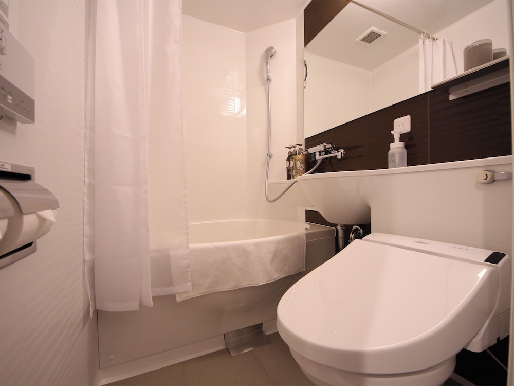 スタンダード ツインルーム バスルーム0 | Hotel and Spa Gift TAKAYAMA