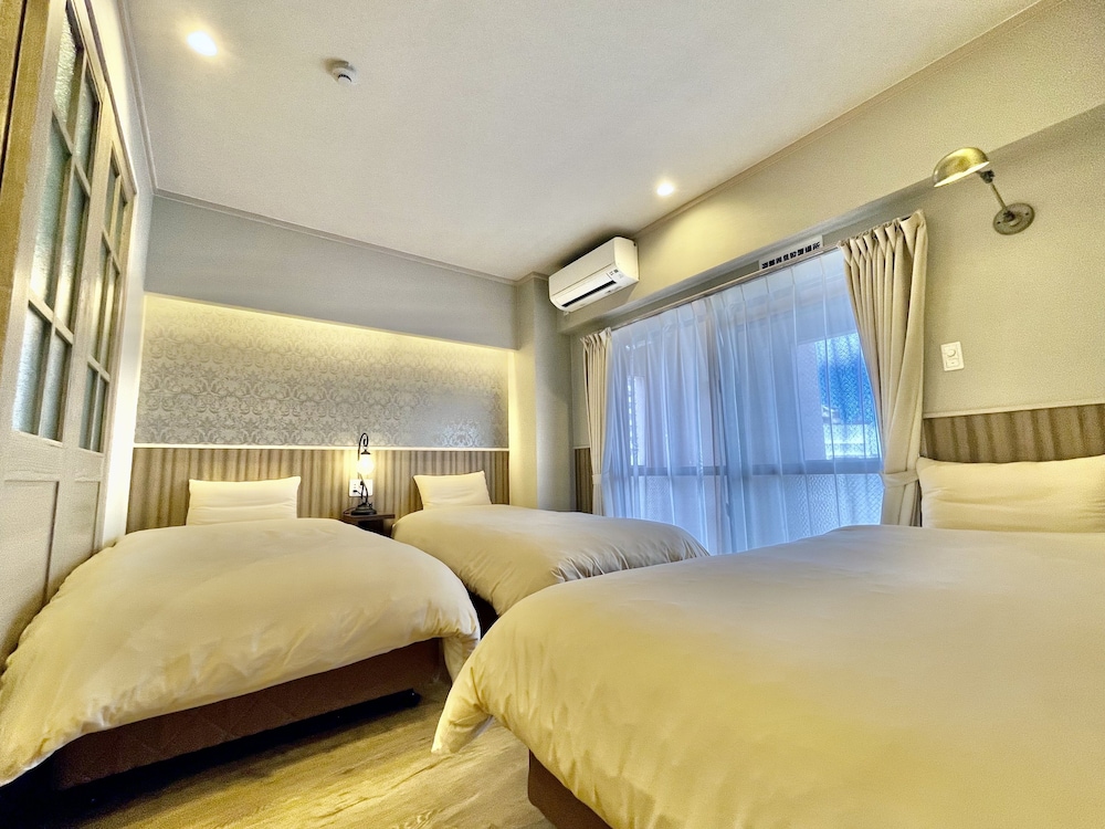 スーペリア スイート 禁煙 客室9 | ホテル天使館久茂地