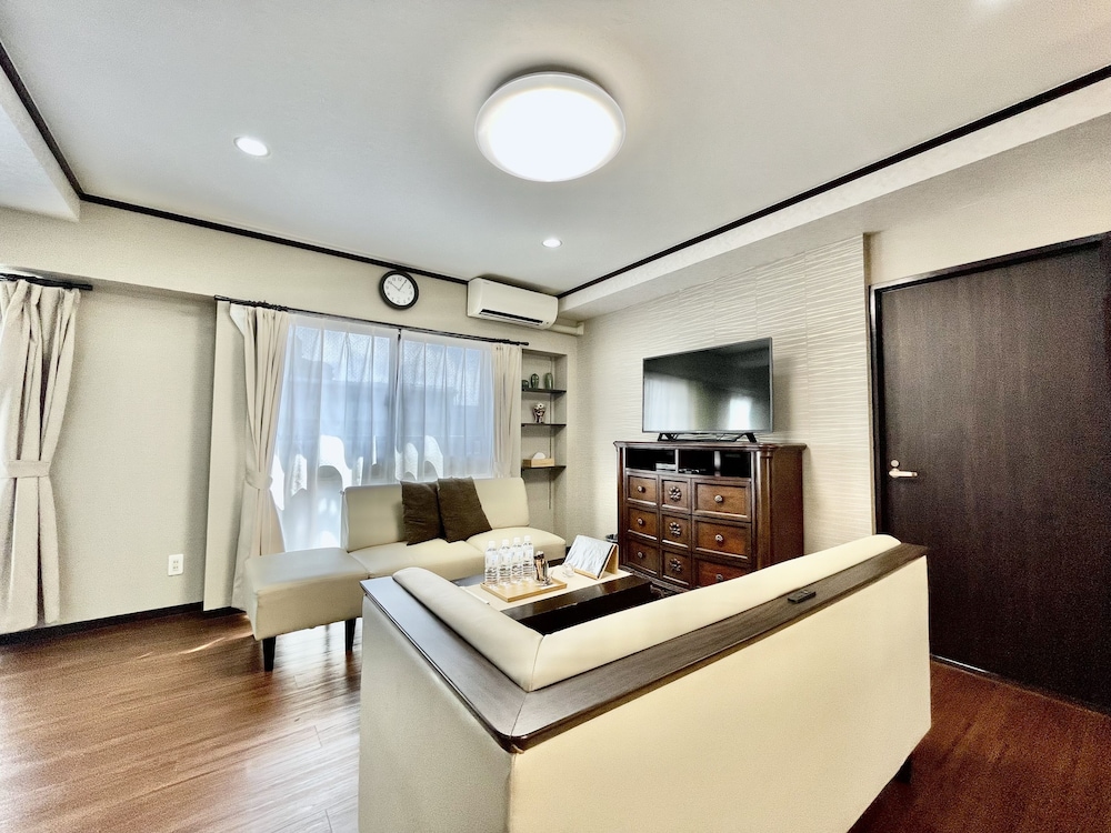 スーペリアファミリールーム 禁煙 客室12 | ホテル天使館久茂地