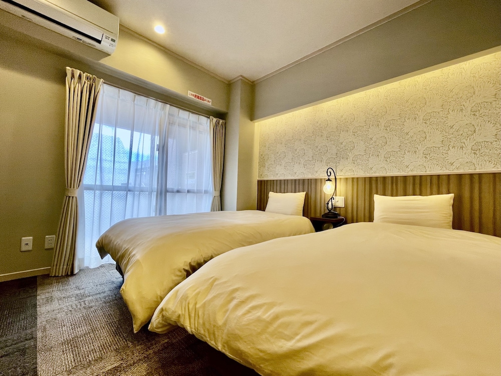 スーペリア スイート 禁煙 客室1 | ホテル天使館久茂地