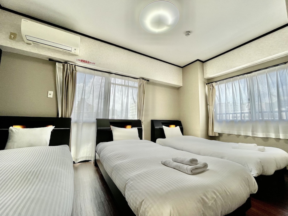 スーペリアファミリールーム 禁煙 客室5 | ホテル天使館久茂地