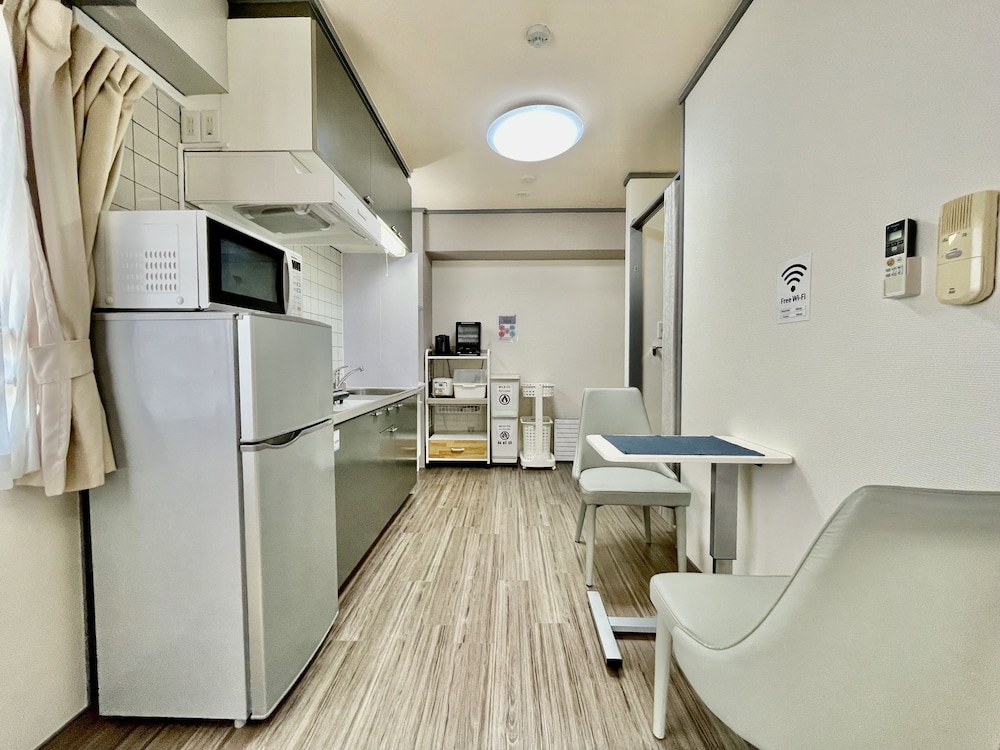 和室 禁煙 専用キッチン1 | ホテル天使館久茂地