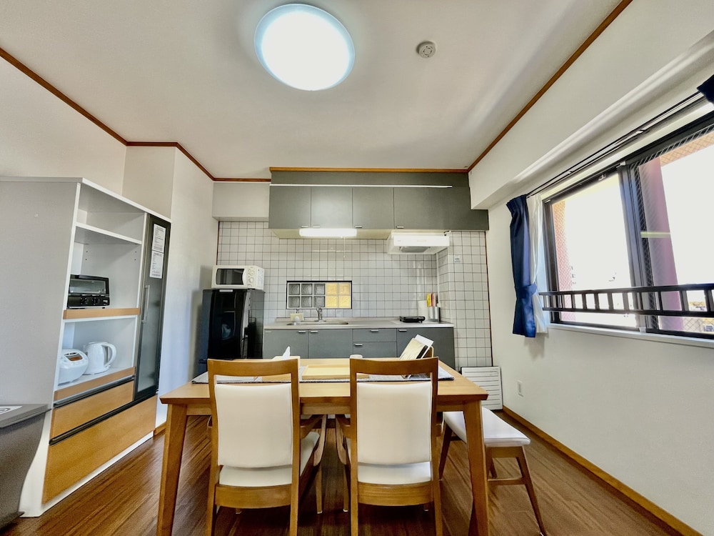 スタンダードファミリールーム 禁煙 客室3 | ホテル天使館久茂地