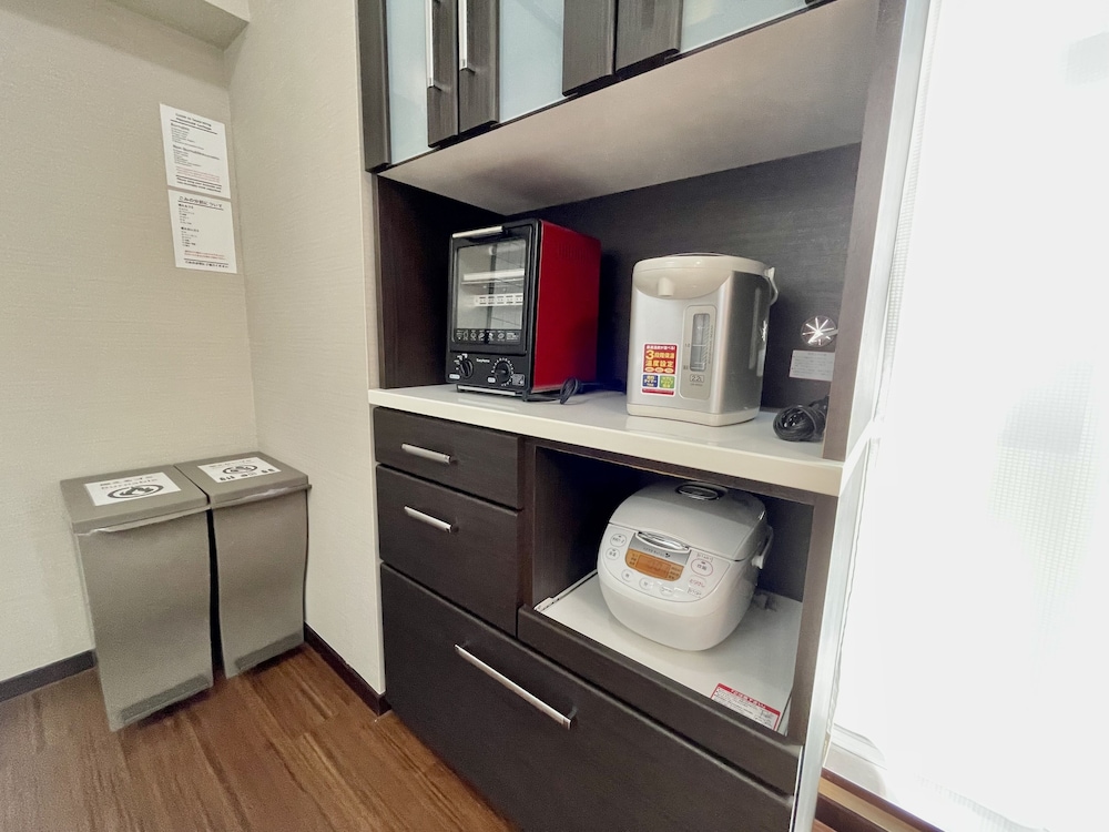 スーペリアファミリールーム 禁煙 専用キッチン0 | ホテル天使館久茂地