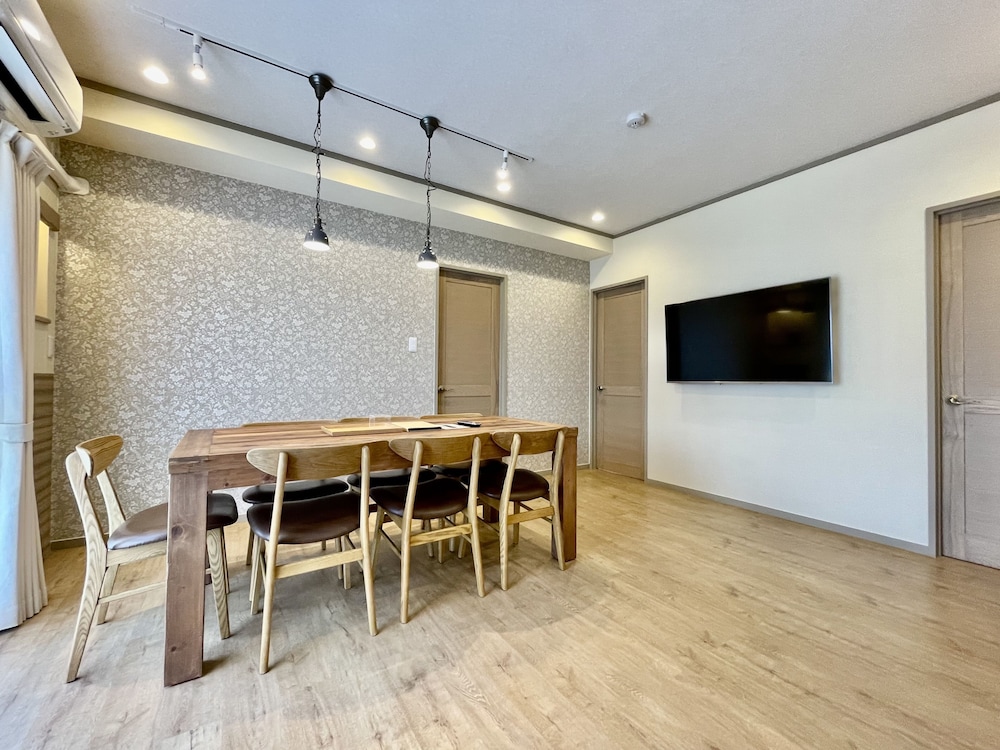 デラックス スイート 禁煙 客室11 | ホテル天使館久茂地