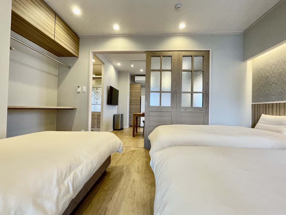 スーペリア スイート 禁煙 客室5 | ホテル天使館久茂地