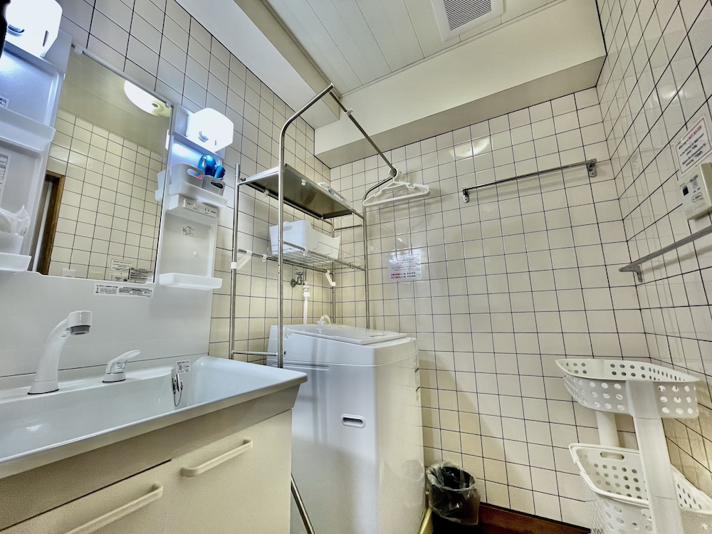 スタンダードファミリールーム 禁煙 バスルーム0 | ホテル天使館久茂地