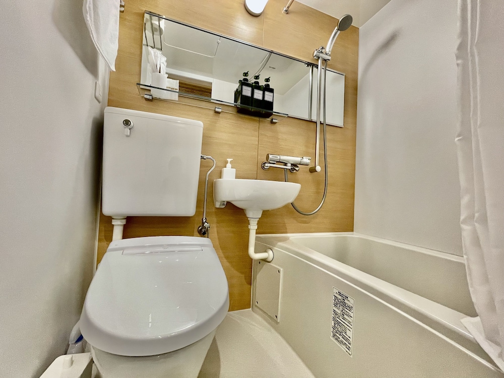 トリプルルーム 禁煙 バスルーム2 | ホテル天使館久茂地