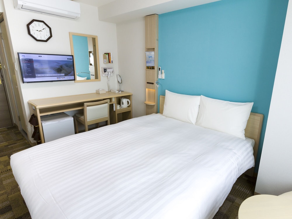 ダブル喫煙 客室3 | 東横 INN 春日部駅西口