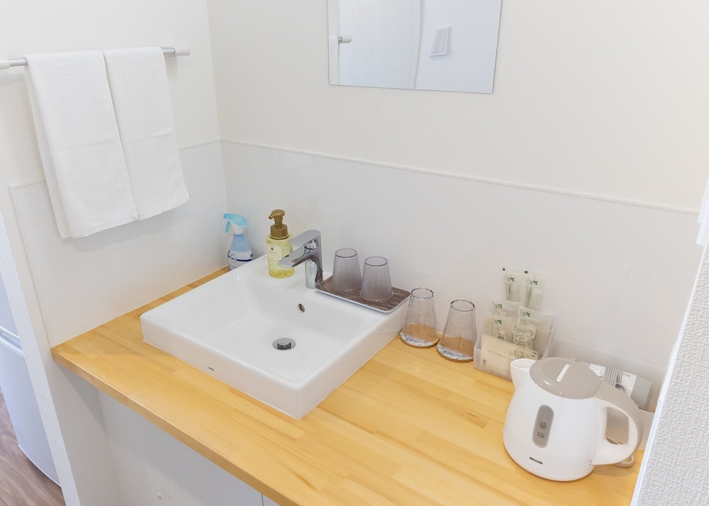 コンフォート ツインルーム ベッド (複数台) 禁煙 冷蔵庫 & 電子レンジ 客室3 | BiBi Hotel 宮古空港前