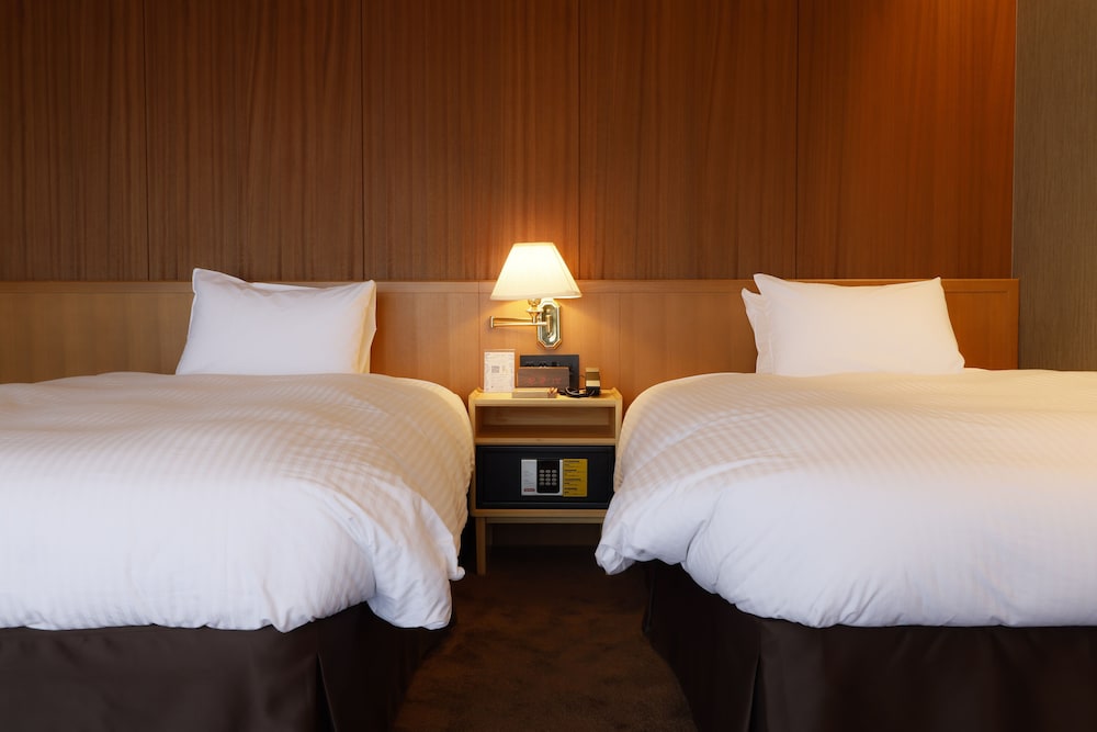 デラックス ツインルーム 禁煙 客室2 | ホテル 奈良さくらいの郷