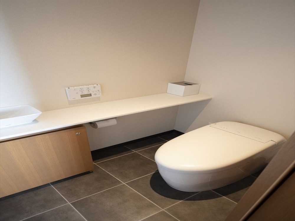 スタンダード ツインルーム 禁煙 バスルーム0 | ホテル 奈良さくらいの郷