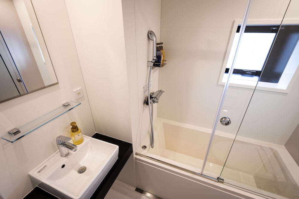 スタンダード ツインルーム バスルーム2 | Rinn Kyoto Station