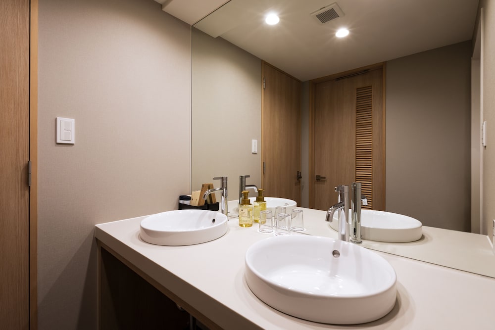 デラックスキングルーム 禁煙 バスルーム3 | Rinn Kyoto Station