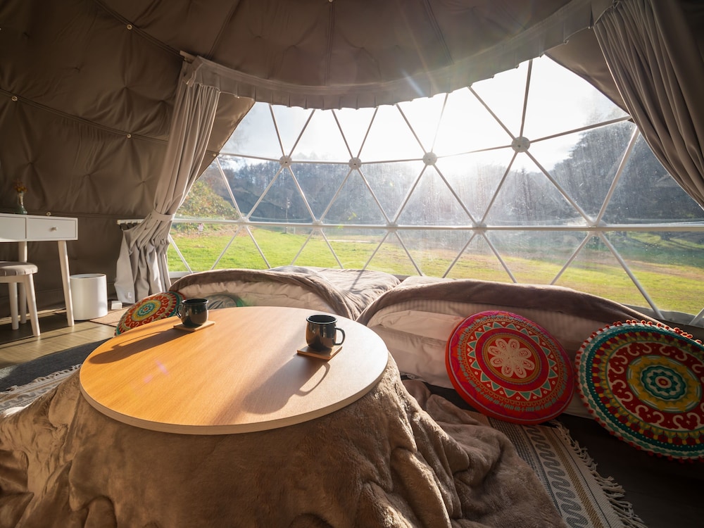 シングルドーム 2ベッド 禁煙 客室8 | GLAMPROOK 飯綱高原