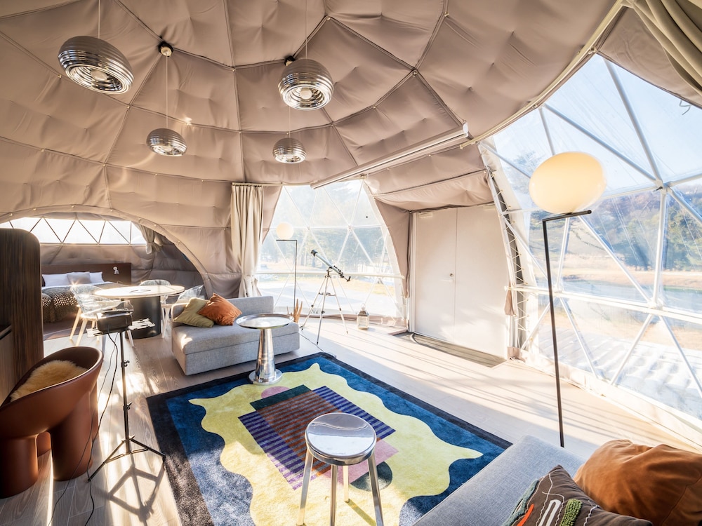 エグゼクティブスイート　トリプルドーム 客室4 | GLAMPROOK 飯綱高原