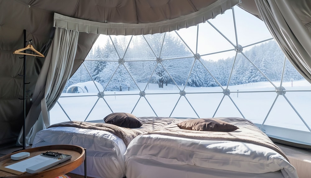 シングルドーム 2ベッド 禁煙 | GLAMPROOK 飯綱高原