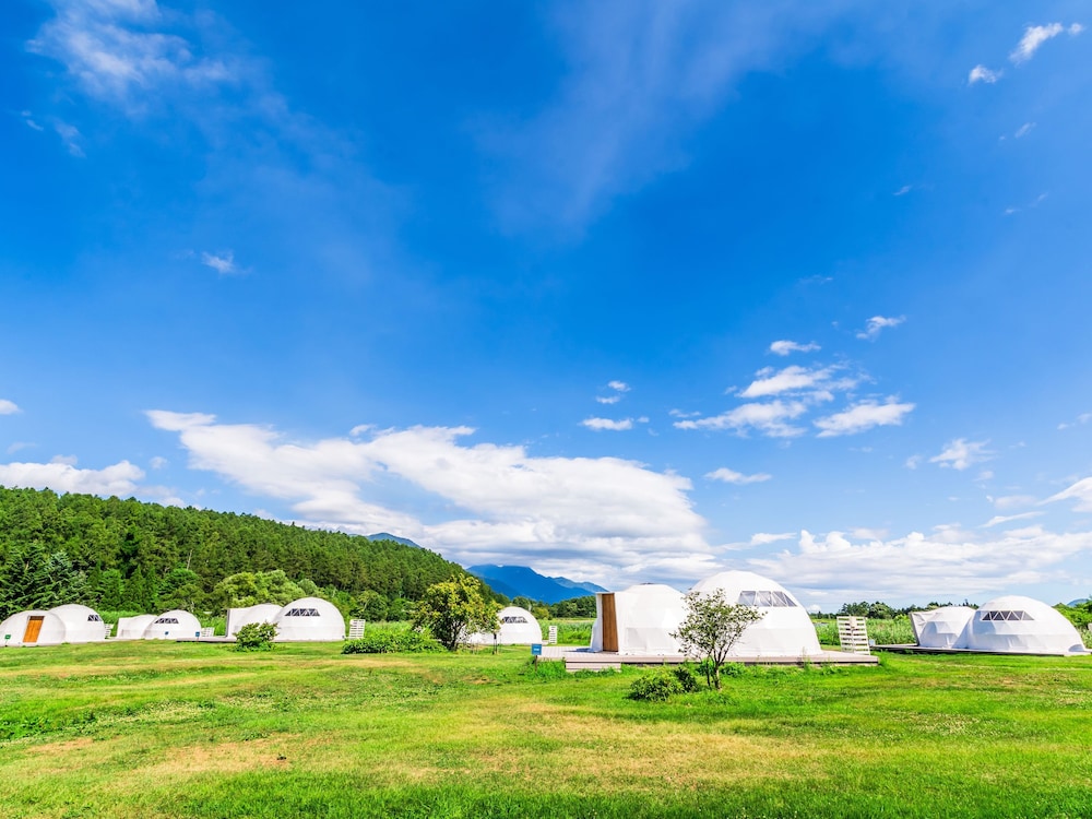 スタンダード ルーム 4 ベッドルーム 禁煙 マウンテンビュー 客室18 | GLAMPROOK 飯綱高原