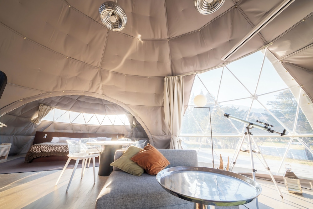 エグゼクティブスイート　トリプルドーム 客室3 | GLAMPROOK 飯綱高原