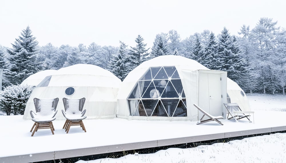 エグゼクティブスイート　トリプルドーム 客室10 | GLAMPROOK 飯綱高原