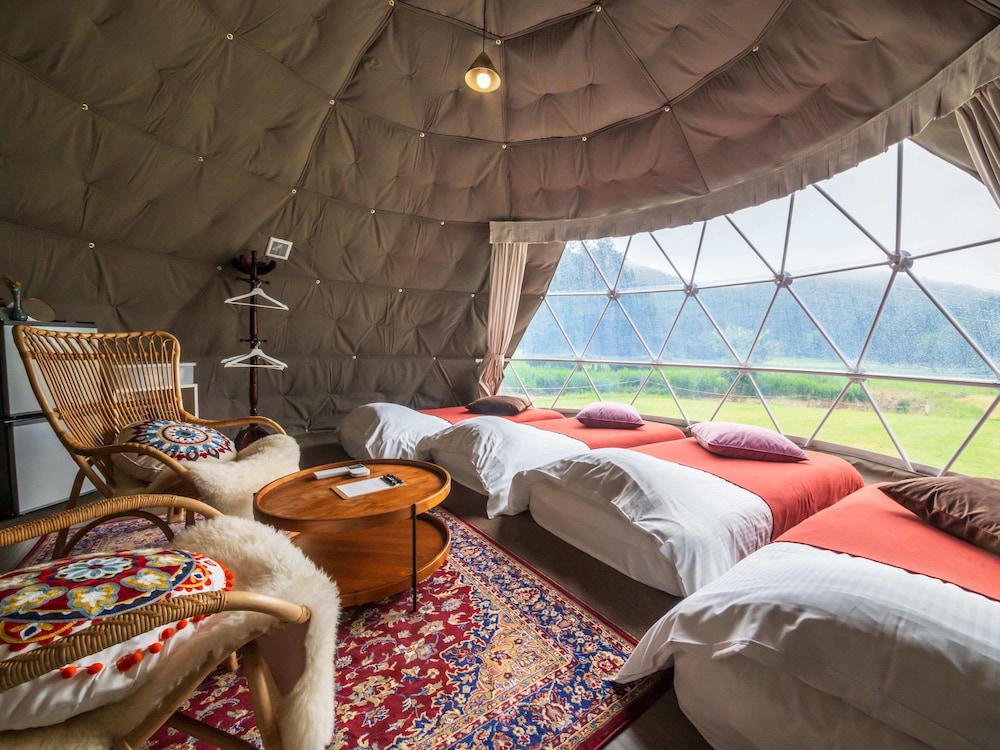 シングルドーム　4ベッド【チェックイン14:00 /チェックアウト10:00】 客室8 | GLAMPROOK 飯綱高原