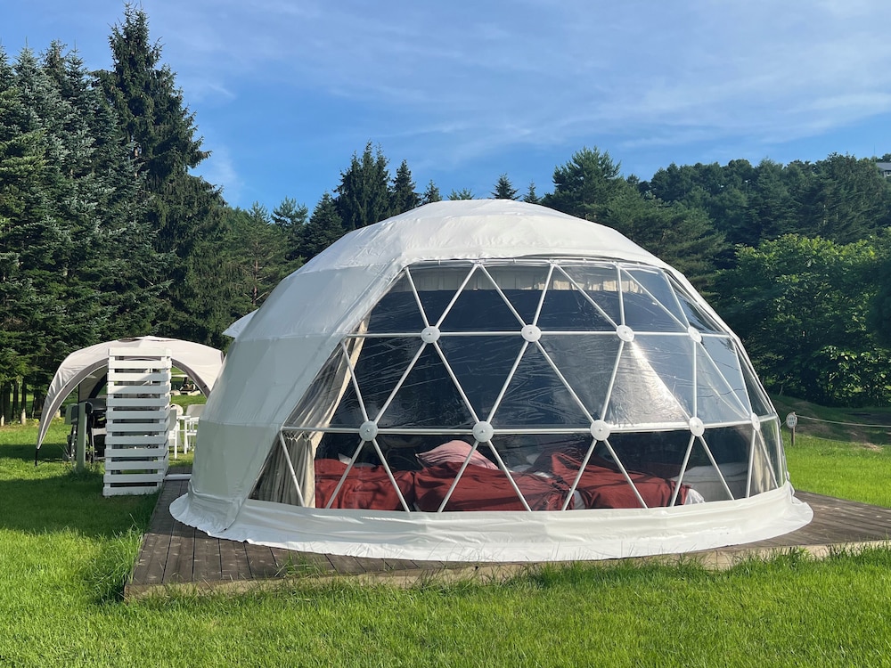 シングルドーム　4ベッド【チェックイン14:00 /チェックアウト10:00】 客室1 | GLAMPROOK 飯綱高原