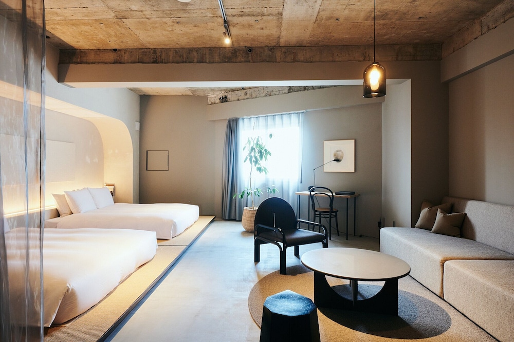 デラックス ツインルーム サウナ 客室2 | HOTEL 香林居