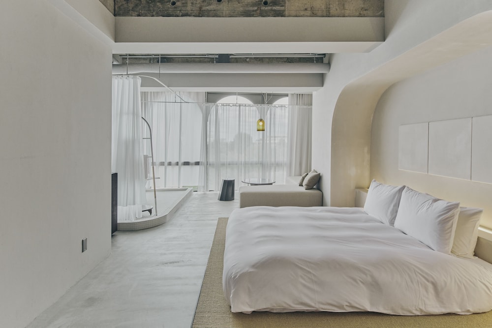 City View Suite - High Floor | HOTEL 香林居