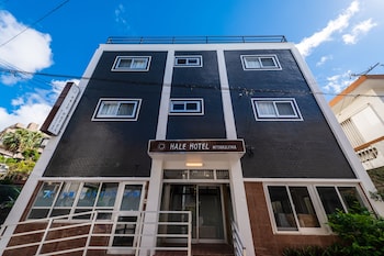 HALE HOTEL