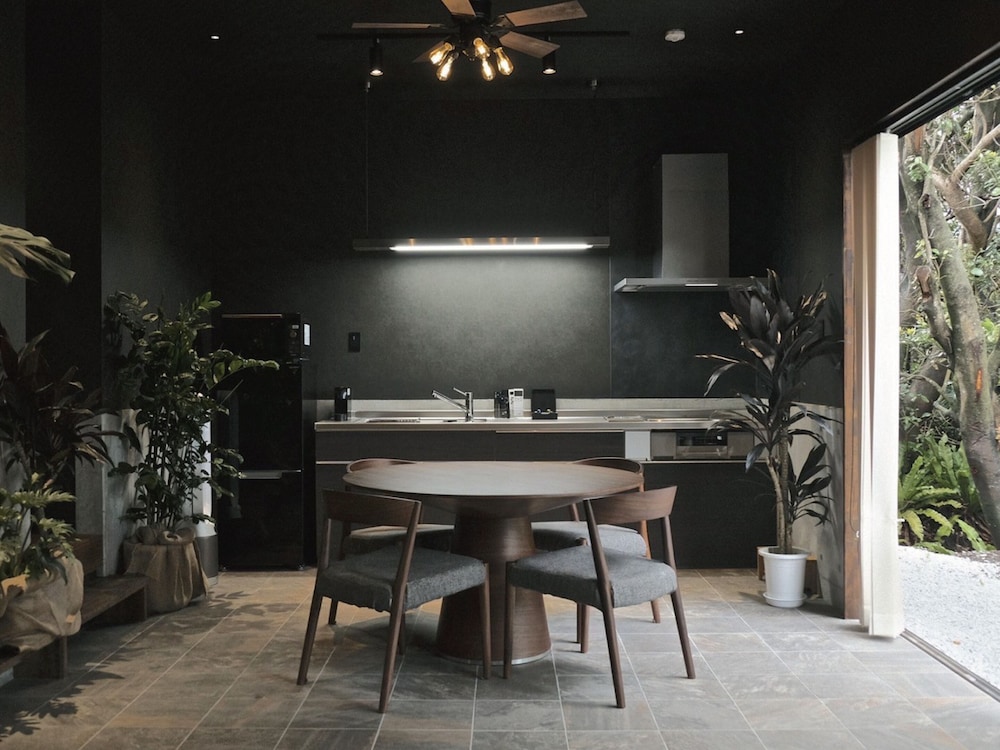 ヴィラ | LAVA SAUNA & VILLA