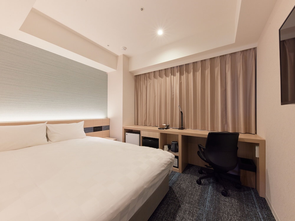 スタンダード ダブルルーム 禁煙 | 変なホテルプレミア鹿児島 天文館