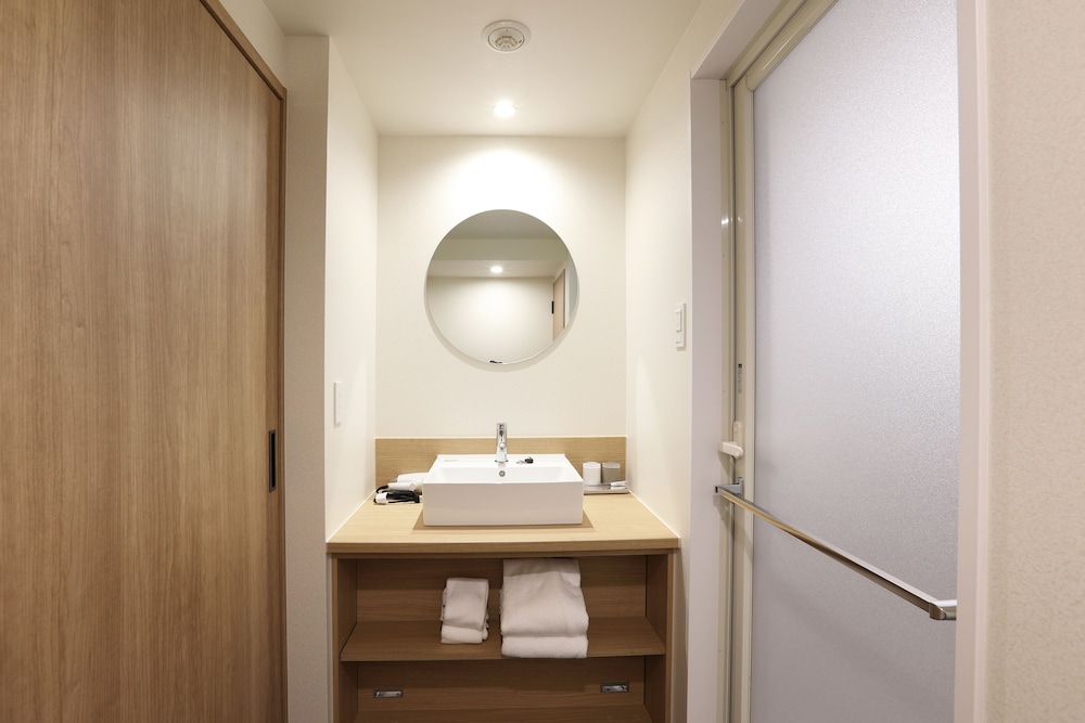 スーペリア ツインルーム バスルーム0 | 変なホテルプレミア名古屋 伏見駅前