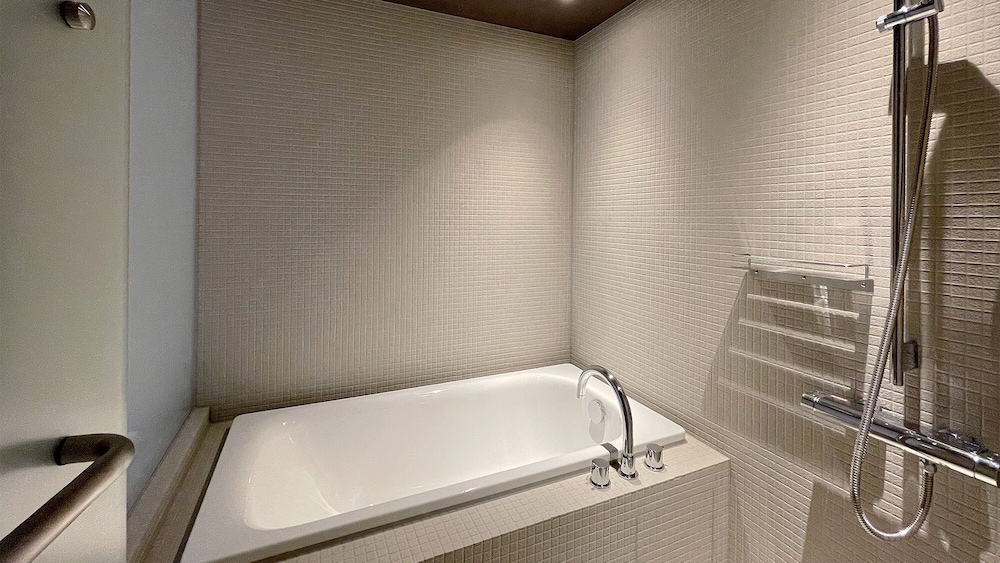 デラックス ツインルーム 禁煙 バスルーム0 | 鎌倉青山