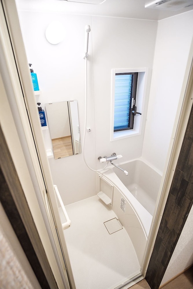 ベーシック ハウス バスルーム1 | 白川青柳庵